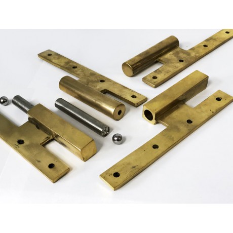 brass hinge