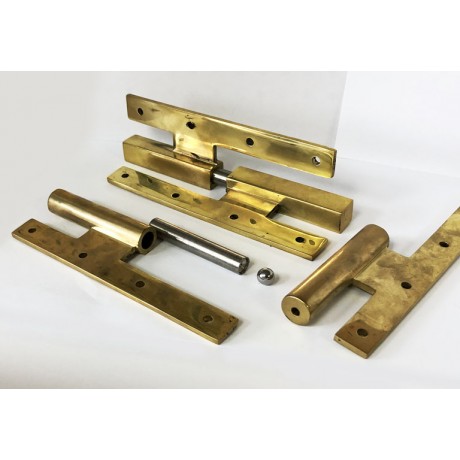 brass hinge